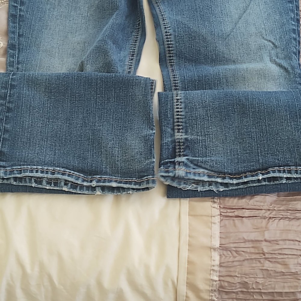 Jeans - Picture 3 of 5